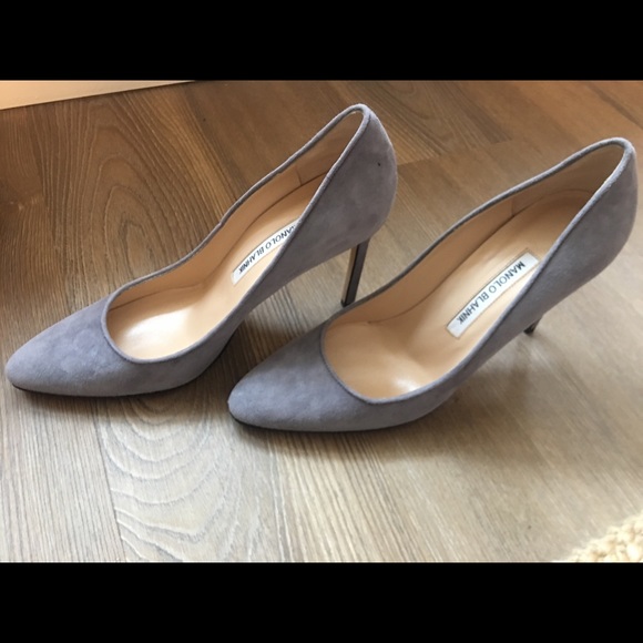 NEW Manolo Blahnik Bb suede pumps - Picture 6 of 6